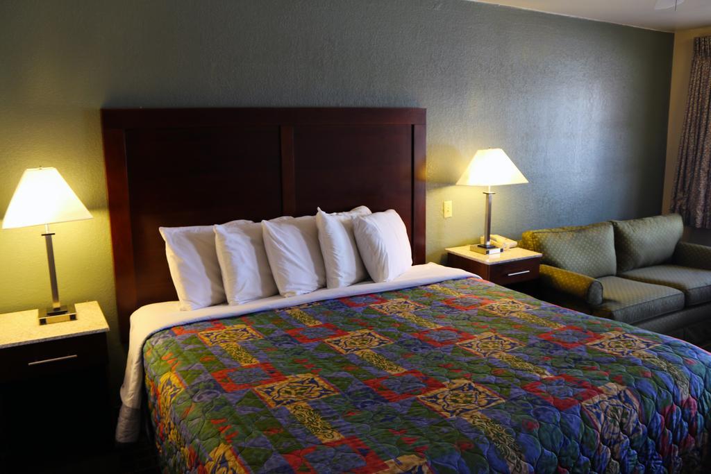 Great Western Inn & Suites Carlsbad Exterior foto